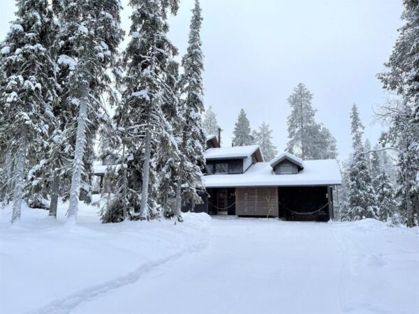 Villa Pekko (winter)
